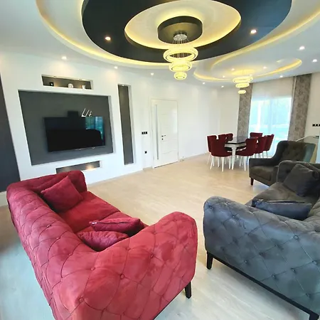 Terasus, 4 Bedroom, Large Garden And Private Swimming Pool