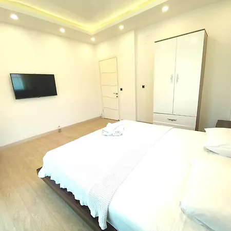 Willa Terasus, 4 Bedroom, Large Garden And Private Swimming Pool Fethiye