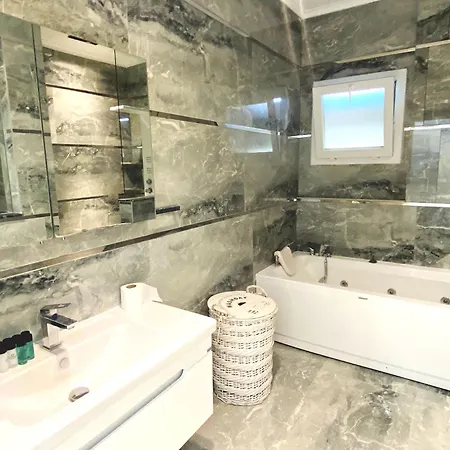 Willa Terasus, 4 Bedroom, Large Garden And Private Swimming Pool *