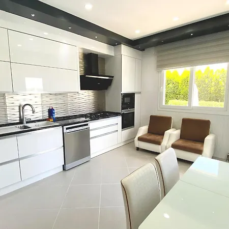 Willa Terasus, 4 Bedroom, Large Garden And Private Swimming Pool